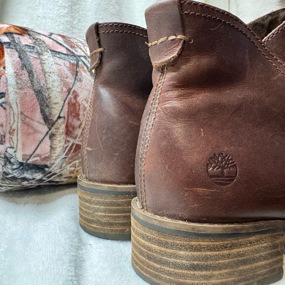 Timberland Brown Leather Ankle Boots - Picture 2 of 4